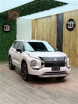 ميتسوبيشي اوتلاندر